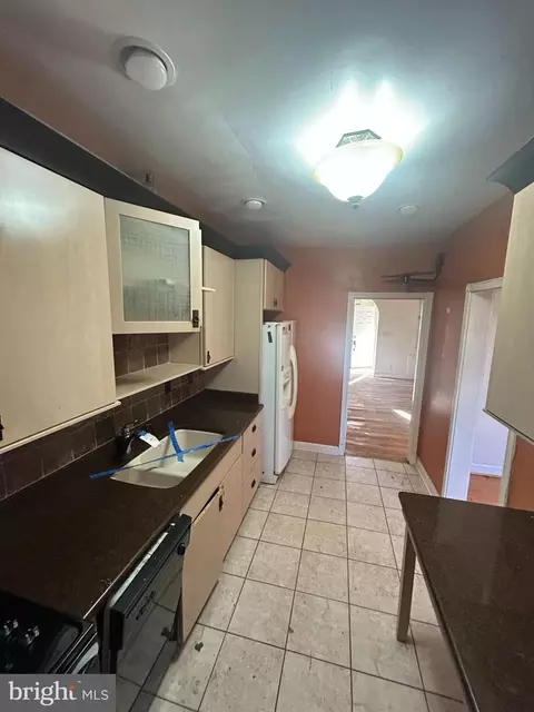 3520 White Chapel Rd, Baltimore, MD 21215 photo 9