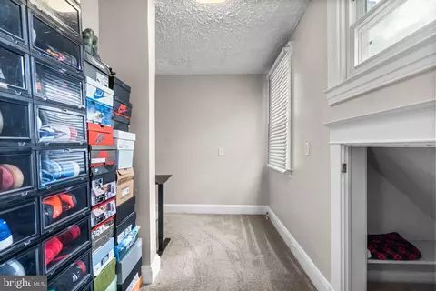 Entry Way - 4213 Springdale Ave, Baltimore, MD 21207 photo 7 of 9