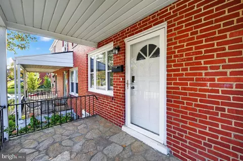 Exterior - 3658 Greenvale Rd, Baltimore, MD 21229 photo 1 of 4