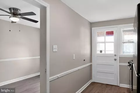 Entry Way - 3658 Greenvale Rd, Baltimore, MD 21229 photo 1 of 6