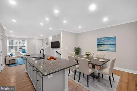 4215 Laplata Ave, Baltimore, MD 21211 photo 17