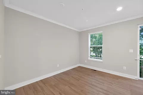 4215 Laplata Ave, Baltimore, MD 21211 photo 12