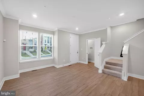 4215 Laplata Ave, Baltimore, MD 21211 photo 5