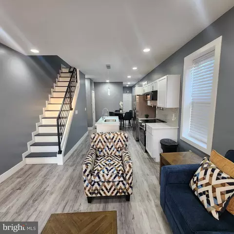 2751 Fenwick Ave, Baltimore, MD 21218