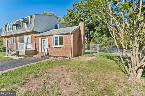 5724 Cedella Ave, Baltimore, MD 21206 photo 3