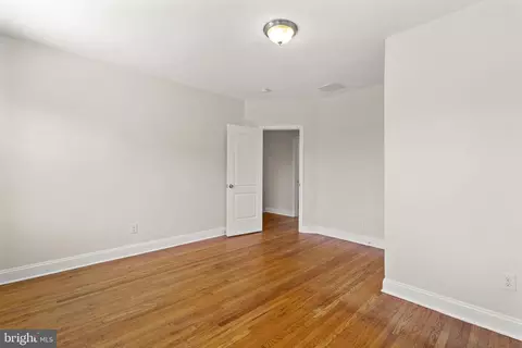 Bedroom - 4348 Parkside Dr, Baltimore, MD 21206 photo 2 of 6