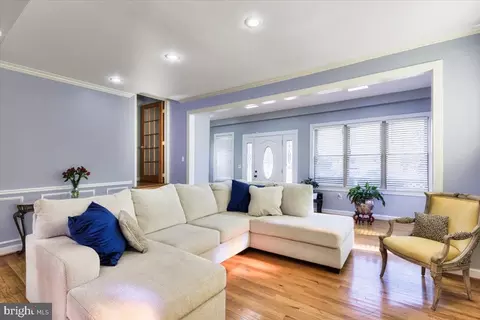 Living - 5306 Morello Rd, Baltimore, MD 21214 photo 2 of 2