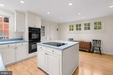 308 Northfield Pl, Baltimore, MD 21210 photo 14