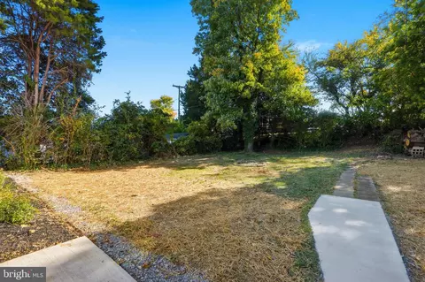 Exterior - 5603 Knell Ave, Baltimore, MD 21206 photo 4 of 5