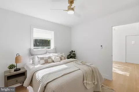 Bedroom - 5603 Knell Ave, Baltimore, MD 21206 photo 4 of 5