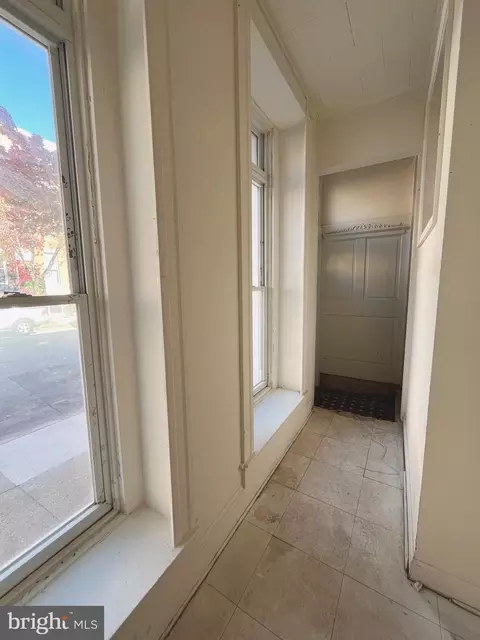 Entry Way - 721 E 21st St, Baltimore, MD 21218 photo 1 of 7
