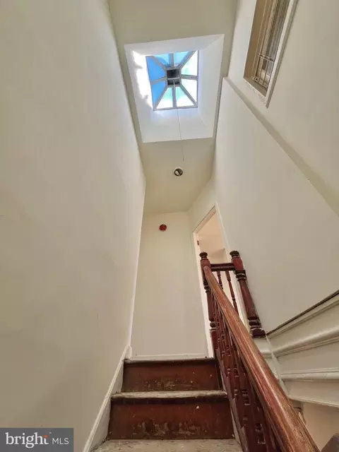 Entry Way - 721 E 21st St, Baltimore, MD 21218 photo 7 of 7