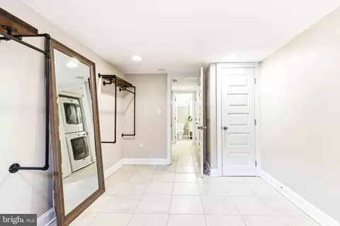 404 S Castle St, Baltimore, MD 21231 photo 38