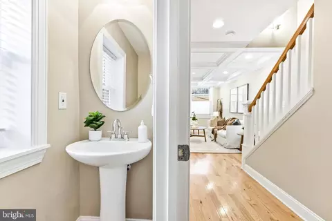 404 S Castle St, Baltimore, MD 21231 photo 20