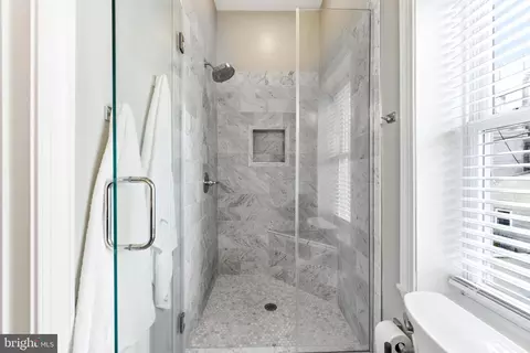 404 S Castle St, Baltimore, MD 21231 photo 29