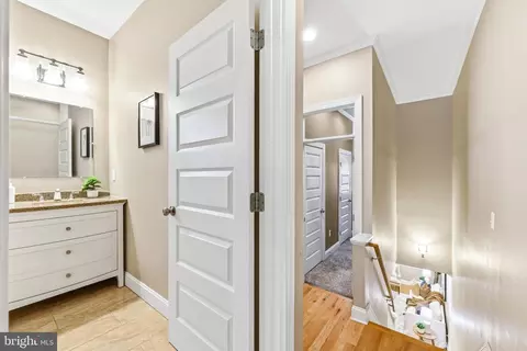 404 S Castle St, Baltimore, MD 21231 photo 30