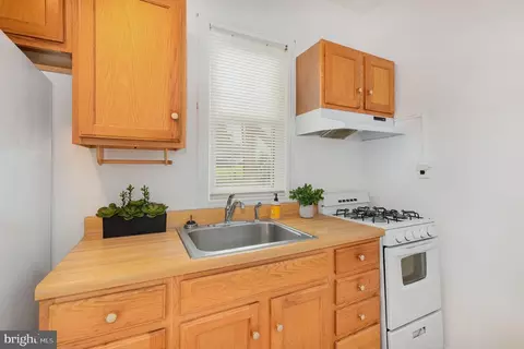 Kitchen - 5005 Catalpha Rd, Baltimore, MD 21214 photo 2 of 3