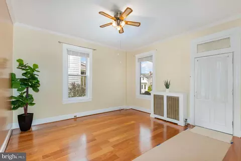 Living - 5005 Catalpha Rd, Baltimore, MD 21214 photo 1 of 3
