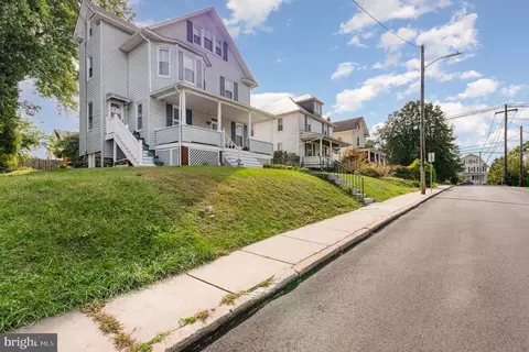 Exterior - 5005 Catalpha Rd, Baltimore, MD 21214 photo 3 of 5
