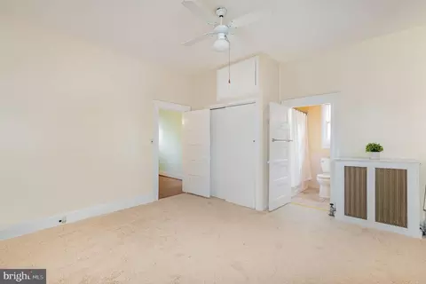 Bedroom - 5005 Catalpha Rd, Baltimore, MD 21214 photo 2 of 5