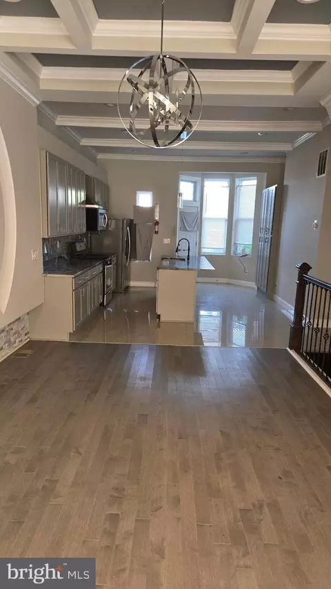 Entry Way - 1816 Mcculloh St, Baltimore, MD 21217 photo 2 of 2