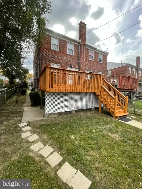 Exterior - 2210 Cloville Ave NE, Baltimore, MD 21214 photo 2 of 3