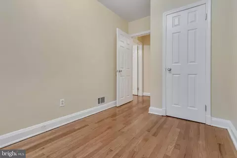 Bedroom - 2210 Cloville Ave NE, Baltimore, MD 21214 photo 5 of 5