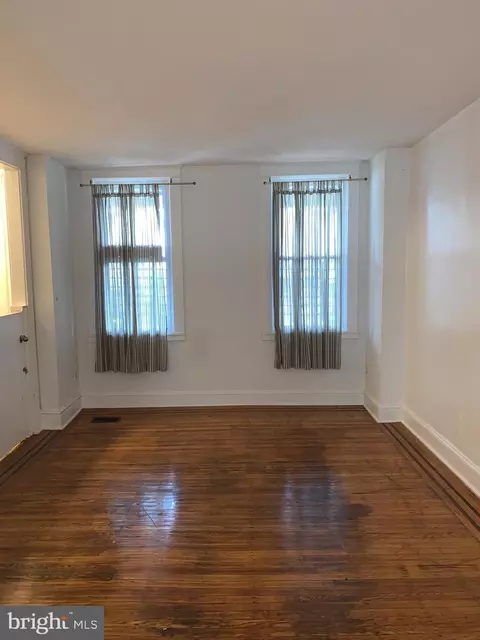 Living - 739 Springfield Ave, Baltimore, MD 21212 photo 1 of 1