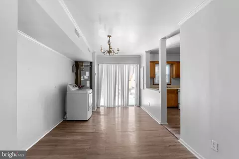 Entry Way - 1907 Brunt St, Baltimore, MD 21217 photo 1 of 2