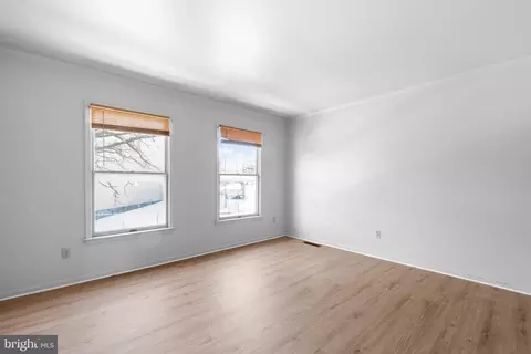 Living - 1907 Brunt St, Baltimore, MD 21217 photo 2 of 2
