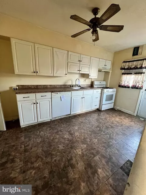 6229 Pilgrim Rd, Baltimore, MD 21214 photo 4