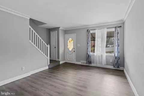 38 Hillvale Rd, Baltimore, MD 21229