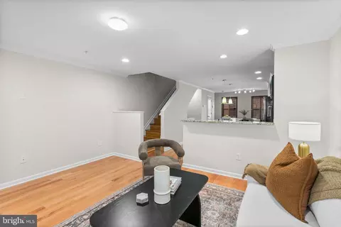 4615 Dillon Pl, Baltimore, MD 21224 photo 7