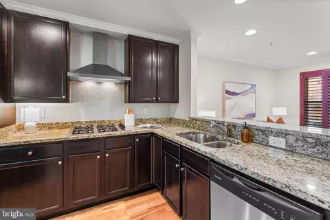 4615 Dillon Pl, Baltimore, MD 21224 photo 9