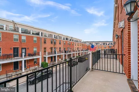 4615 Dillon Pl, Baltimore, MD 21224 photo 3