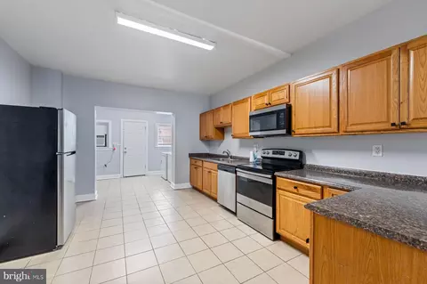 2907 Mcelderry St, Baltimore, MD 21205 photo 8