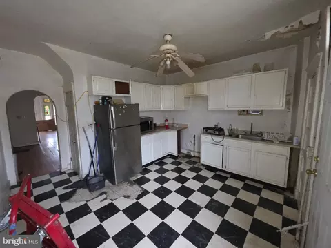 123 S Monastery Ave, Baltimore, MD 21229 photo 6