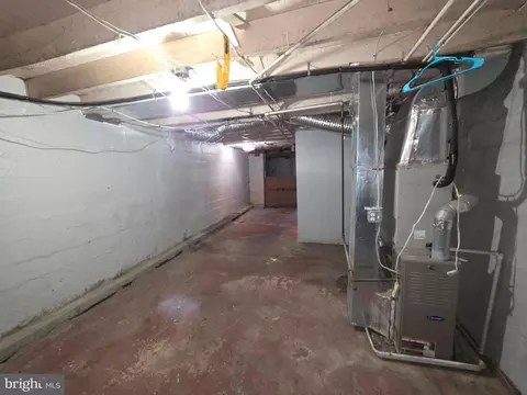 123 S Monastery Ave, Baltimore, MD 21229 photo 9