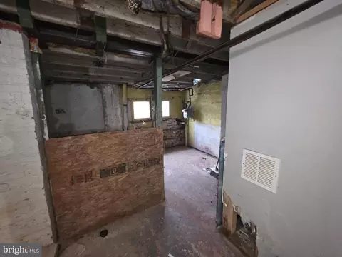 123 S Monastery Ave, Baltimore, MD 21229 photo 12