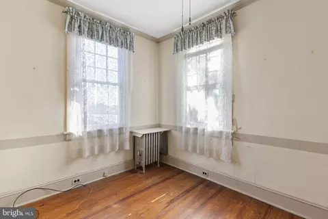 Bedroom - 4503 Mainfield Ave, Baltimore, MD 21214 photo 2 of 2