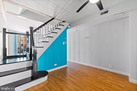 Entry Way - 1425 Andre St, Baltimore, MD 21230 photo 2 of 5