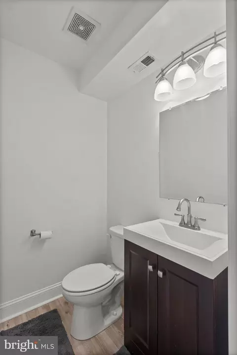 Bath - 121 S Poppleton St, Baltimore, MD 21201 photo 1 of 8