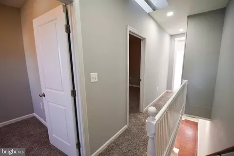 Entry Way - 2542 W Pratt St, Baltimore, MD 21223 photo 3 of 6