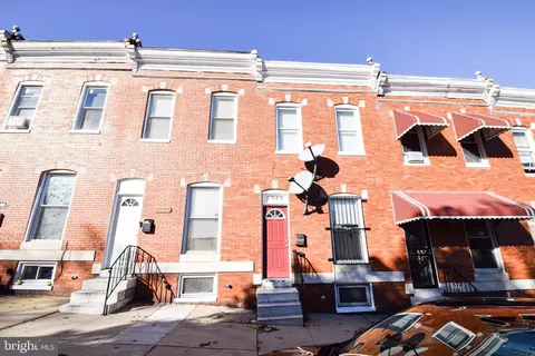 Exterior - 2542 W Pratt St, Baltimore, MD 21223 photo 1 of 5