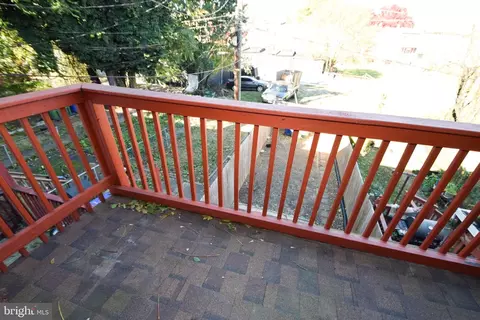 Exterior - 2542 W Pratt St, Baltimore, MD 21223 photo 3 of 5