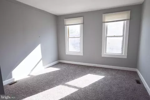 Bedroom - 2542 W Pratt St, Baltimore, MD 21223 photo 1 of 1