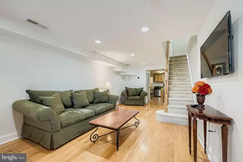 2433 Fleet St, Baltimore, MD 21224 photo 6