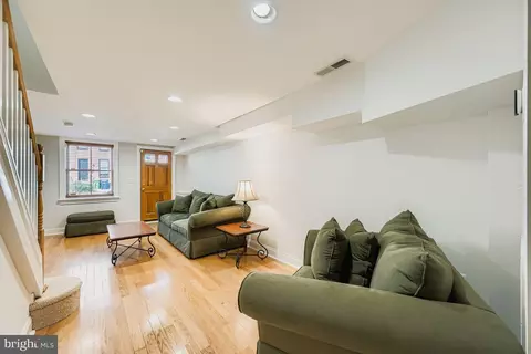 2433 Fleet St, Baltimore, MD 21224 photo 4