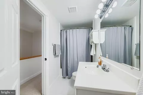 2433 Fleet St, Baltimore, MD 21224 photo 17