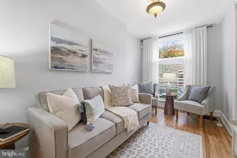 618 S Curley St, Baltimore, MD 21224
